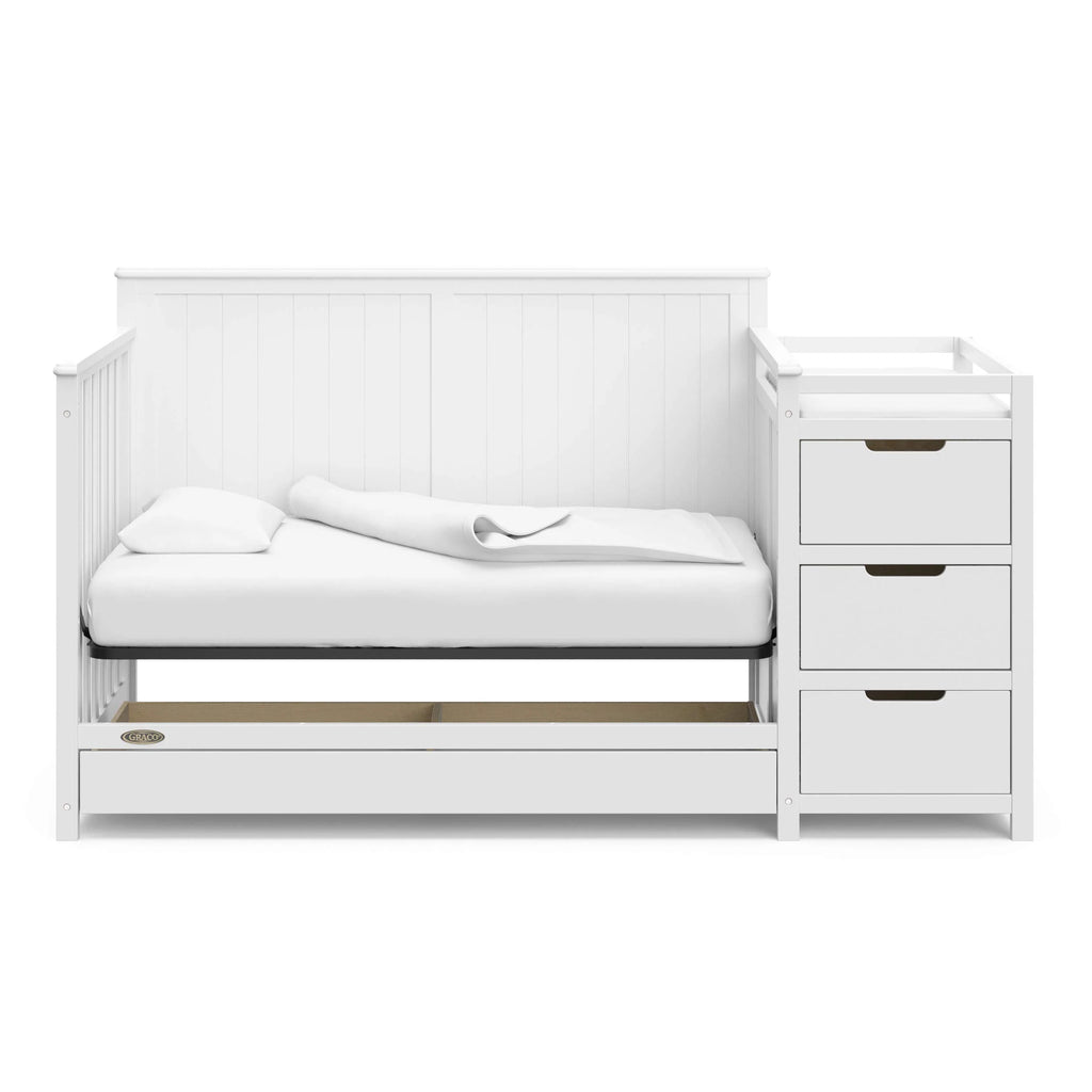Graco Hadley 5-in-1 Convertible Crib and Changer with Drawer mysite
